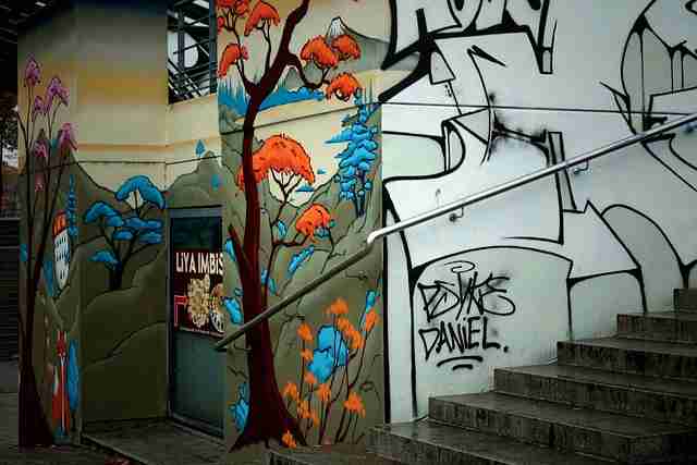 【p站官方官网】环绕式叙事节奏爆料 - 一文读懂，p站format is not supported or source